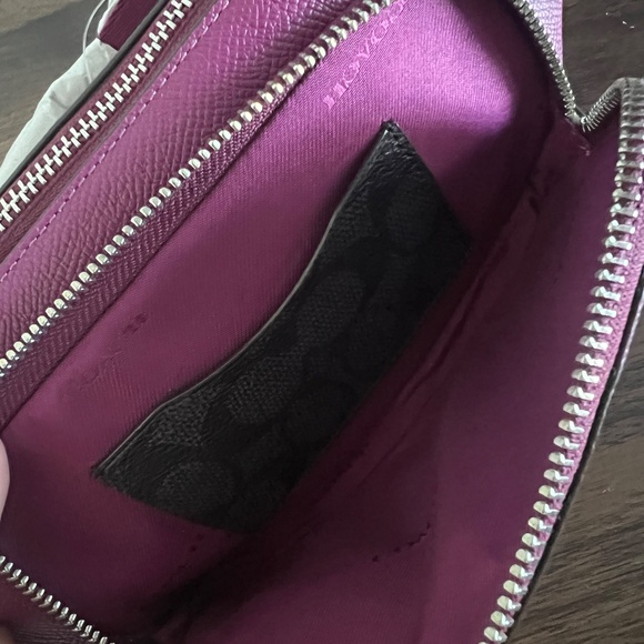 COACH Belt Bag in Crossgrain Leather, DEEP Plum - Picture 2 of 14